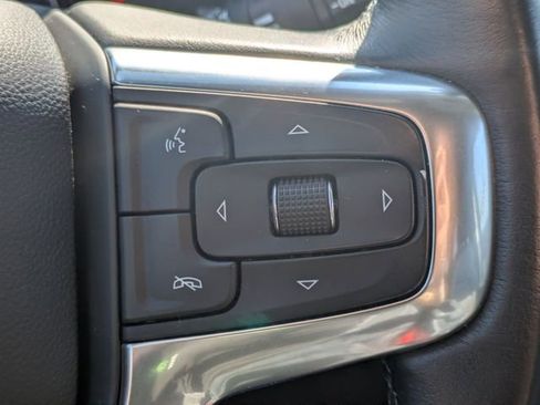 Used 2020 Chevrolet Blazer LT image 19