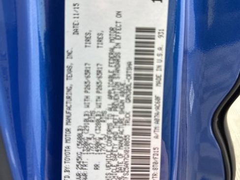 Used 2016 Toyota Tacoma TRD Sport image 29