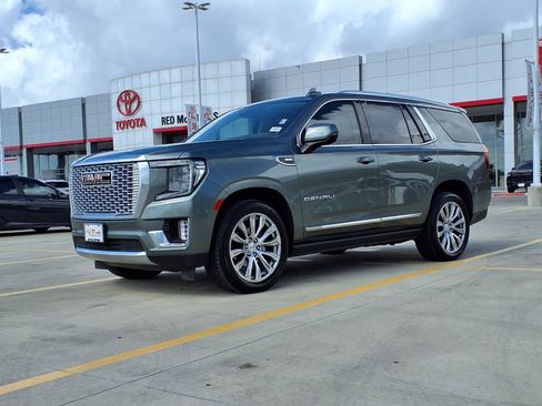 Used 2023 GMC Yukon Denali RWD image 1