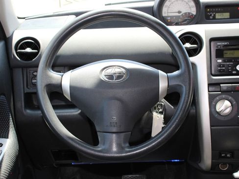 Used 2005 Scion xB image 17