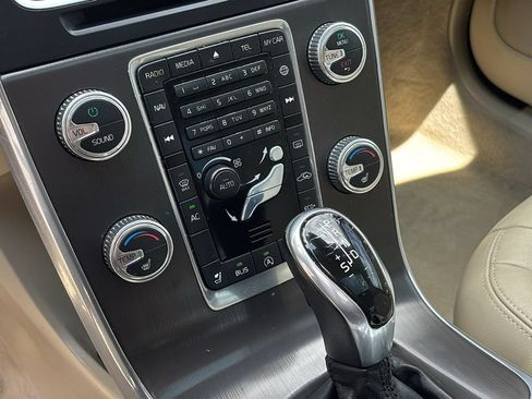 Used 2015 Volvo S60 T5 Premier FWD image 20