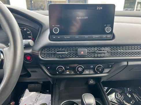 Used 2024 Honda HR-V Sport image 12