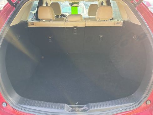 Used 2019 MAZDA CX-5 Touring image 7