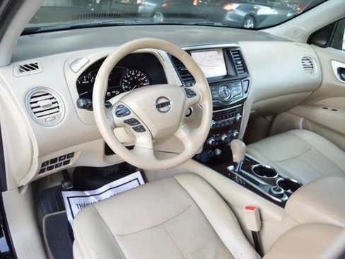 Used 2014 Nissan Pathfinder SL w/ SL Tech Package AWD/4WD image 16