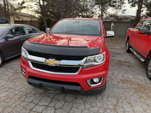 Used 2017 Chevrolet Colorado LT w/ Luxury Package, Chrome image 3