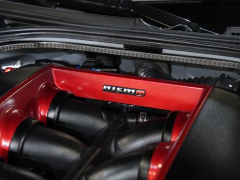 Used 2017 Nissan GT-R NISMO AWD/4WD image 49