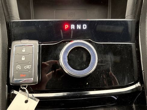 Used 2023 Jeep Grand Cherokee L Laredo image 24