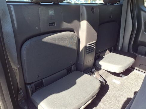 Used 2023 Nissan Frontier S image 22