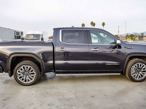 Used 2024 GMC Sierra 1500 Denali Ultimate image 12