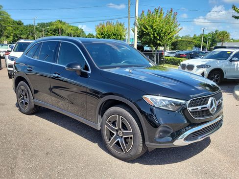 Certified 2026 Mercedes-Benz GLC 300 4MATIC image 2
