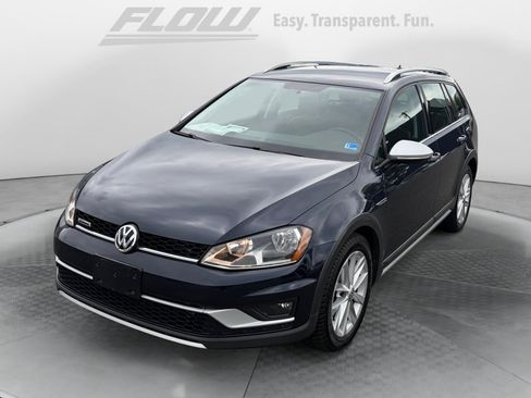 Used 2017 Volkswagen Golf Alltrack AWD/4WD image 3