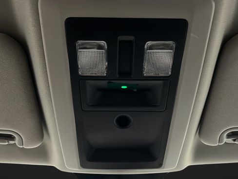 Used 2017 RAM 1500 Express w/ Express Value Package AWD/4WD image 26