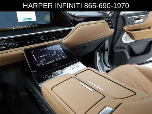 Used 2025 INFINITI QX80 Sensory AWD/4WD image 64