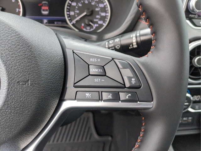 Certified 2025 Nissan Sentra SR FWD image 39