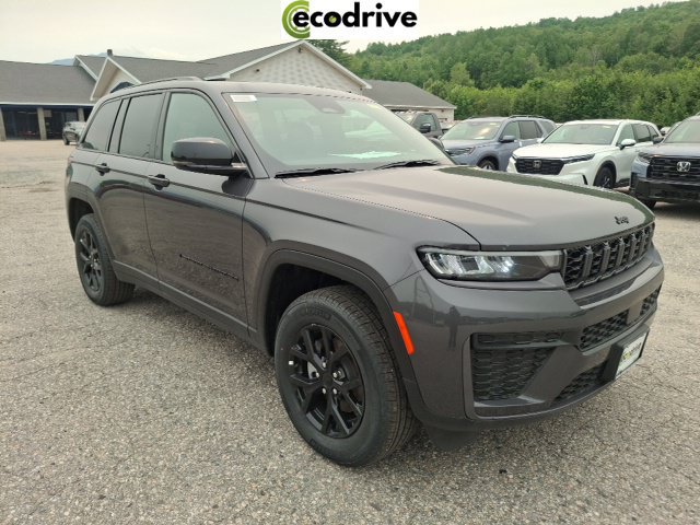 New 2026 Jeep Grand Cherokee Altitude AWD/4WD image 1