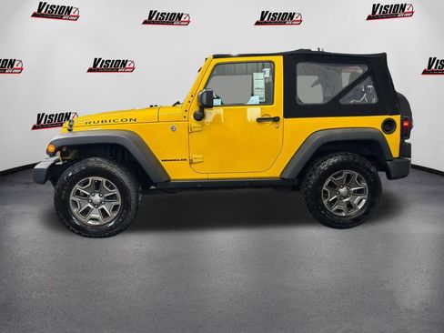 Used 2015 Jeep Wrangler Rubicon w/ Power Convenience Group image 8