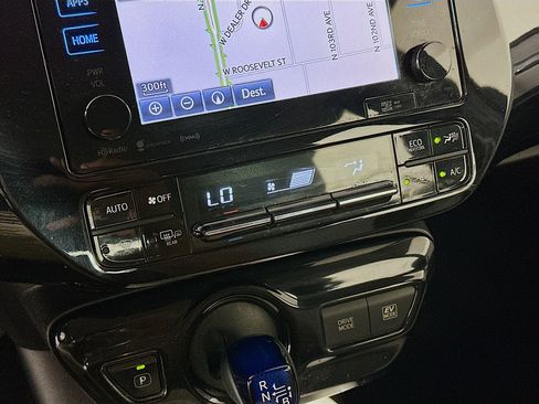 Used 2017 Toyota Prius Three FWD image 24