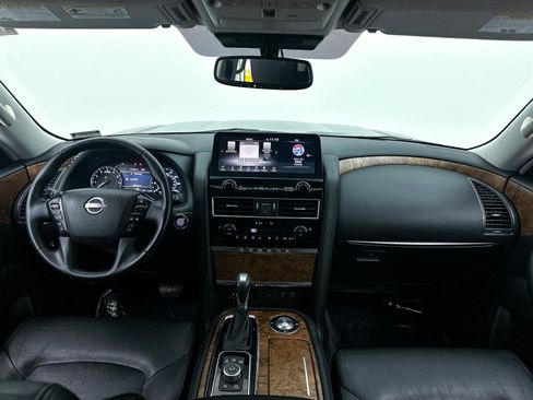 Used 2021 Nissan Armada SL w/ Captain's Chairs Package image 18