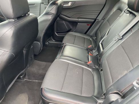 Used 2024 Ford Escape ST-Line image 11