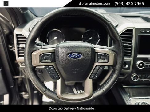 Used 2020 Ford Expedition XLT w/ Equipment Group 202A AWD/4WD image 33