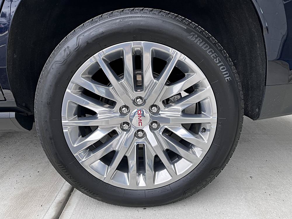 Used 2024 GMC Yukon Denali AWD/4WD image 38