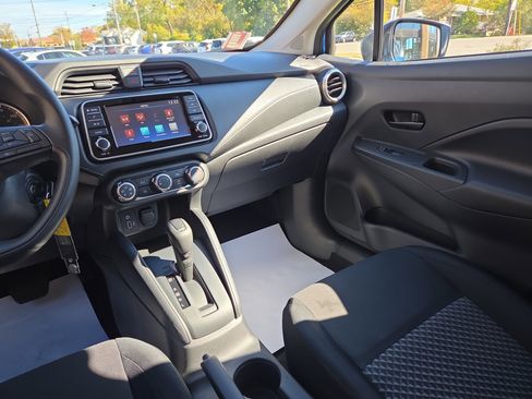 Used 2024 Nissan Versa S w/ Trunk Package image 22