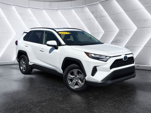 Used 2023 Toyota RAV4 XLE w/ Convenience Package AWD/4WD image 1