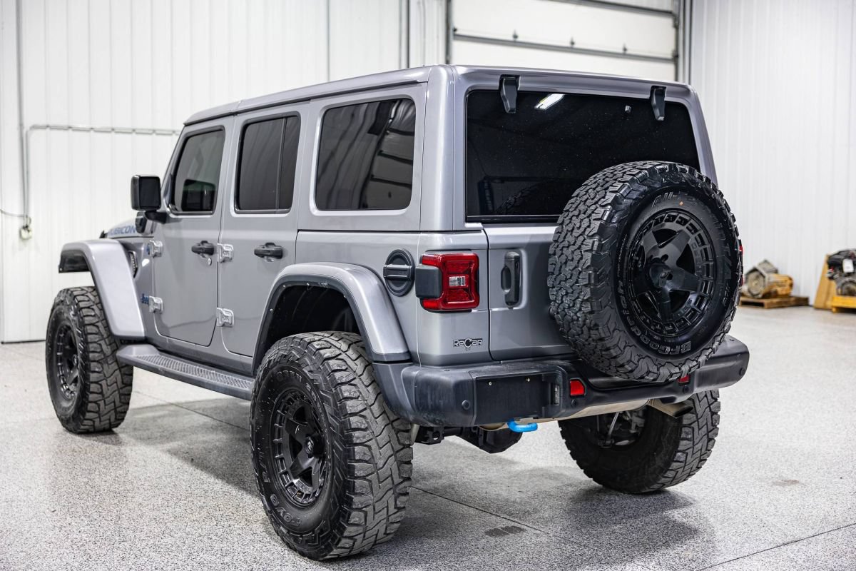 Used 2021 Jeep Wrangler Unlimited Rubicon 4xe w/ Steel Bumper Group AWD/4WD image 3