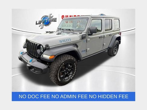 Used 2023 Jeep Wrangler Unlimited w/ Sun & Screen Package AWD/4WD image 1
