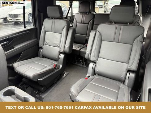 Used 2025 Chevrolet Suburban RST image 35