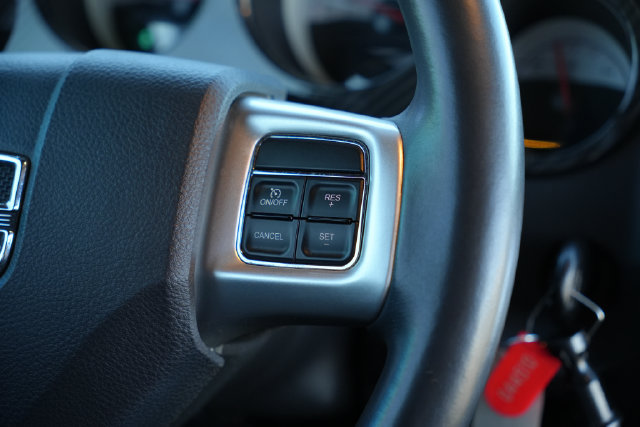 Used 2014 Dodge Challenger R/T w/ Blacktop Package RWD image 19