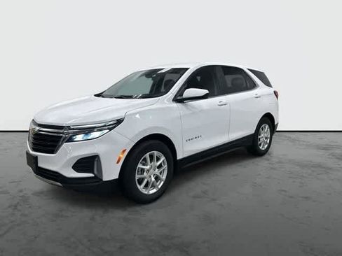 Used 2024 Chevrolet Equinox LT FWD image 8