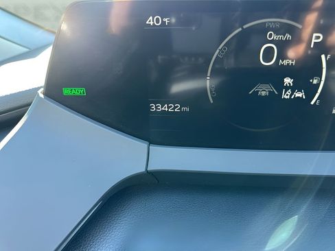 Used 2024 Toyota Prius LE image 21