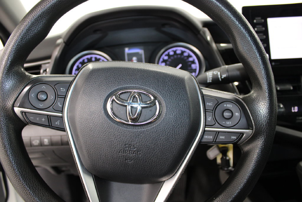 Used 2022 Toyota Camry LE FWD image 31