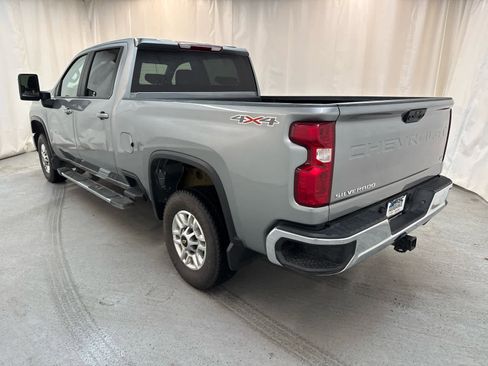 Certified 2025 Chevrolet Silverado 2500 LT w/ Convenience Package image 3