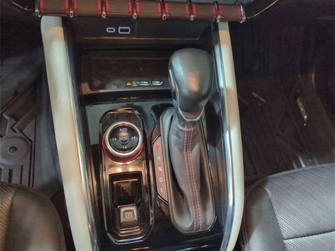 Used 2023 GMC Canyon AT4X image 15