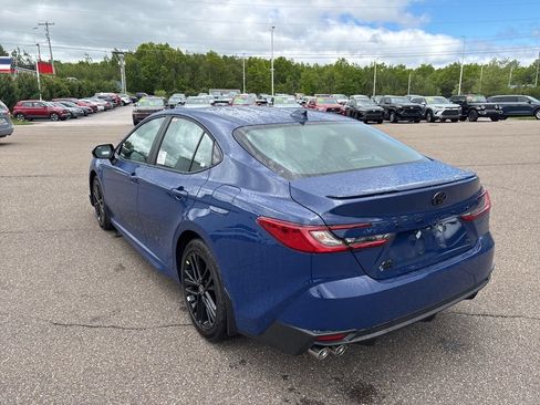 Used 2026 Toyota Camry SE AWD/4WD image 4