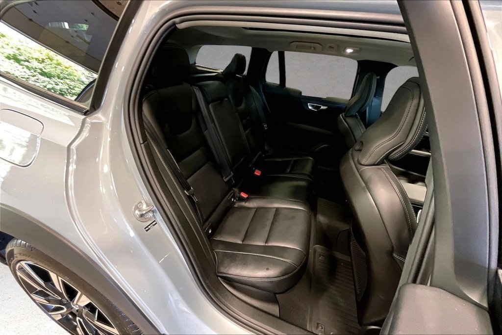 New 2026 Volvo V60 B5 Cross Country Ultra w/ Protection Package Premier AWD/4WD image 26