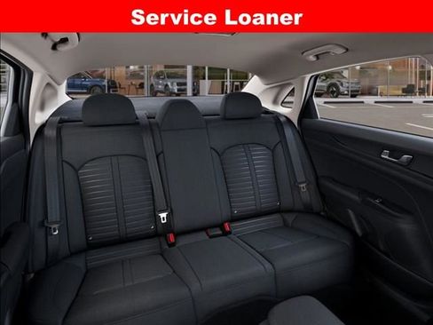 New 2025 Kia K5 LXS image 16