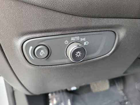 Certified 2023 Chevrolet Equinox LT image 17