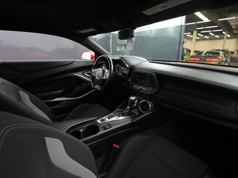 Used 2018 Chevrolet Camaro LT image 40