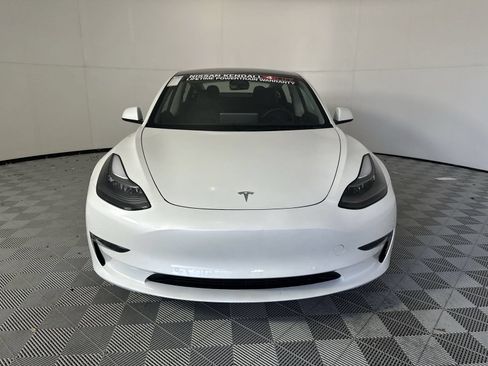 Used 2022 Tesla Model 3 Long Range AWD/4WD image 3