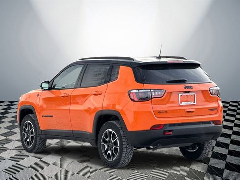 New 2026 Jeep Compass Trailhawk w/ Sun, Sound & Navigation Group image 4