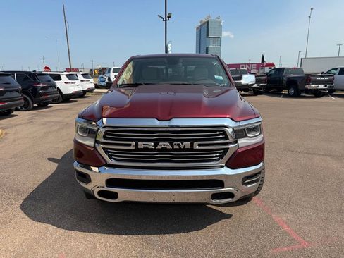 Used 2019 RAM 1500 Laramie AWD/4WD image 10