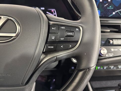 Used 2024 Lexus ES 350 w/ Accessory Package (Z2) FWD image 33