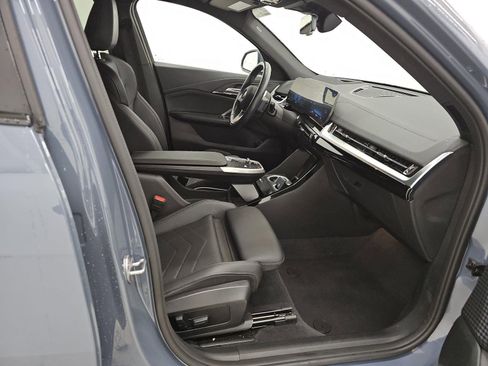 Used 2025 BMW X2 xDrive28i image 8