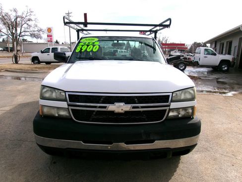 Used 2006 Chevrolet Silverado 2500 W/T w/ Skid Plate Package image 10