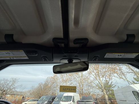 Used 2022 Jeep Gladiator Rubicon w/ Cold Weather Group image 25