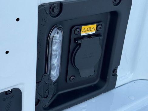 New 2025 Ford Maverick XLT w/ XLT Luxury Package image 40