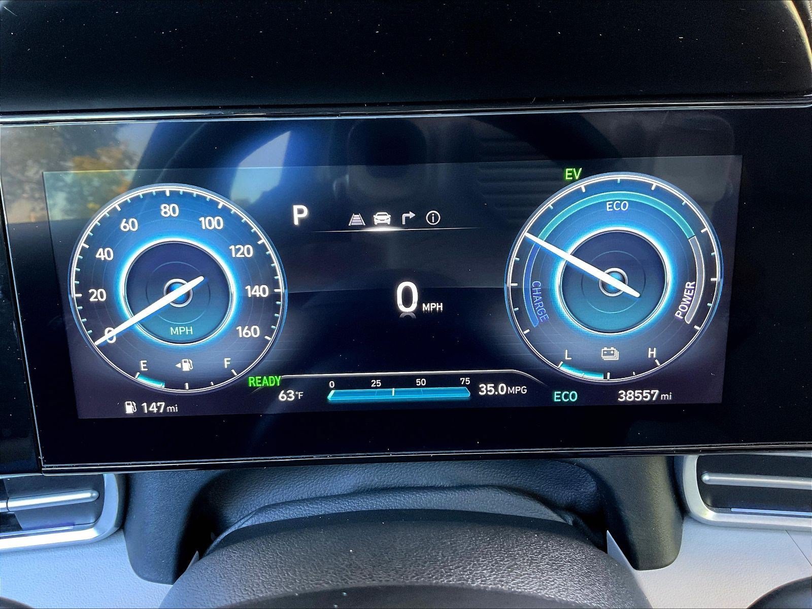Used 2025 Hyundai Elantra Limited FWD image 13